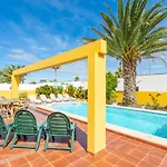 Mariposas Villa